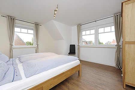 Ferienwohnung „Obergeschoss“ - Schlafzimmer 1