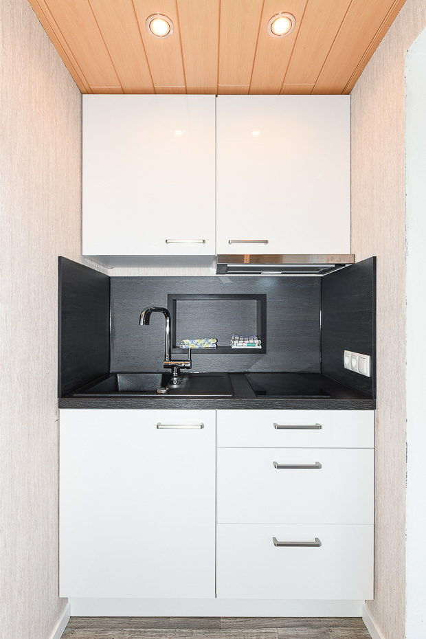 Ferienwohnung „Haus Janssen“ - Wohnzimmer mit integriertem Küchenbereich