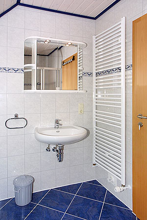 Ferienwohnung - Badezimmer