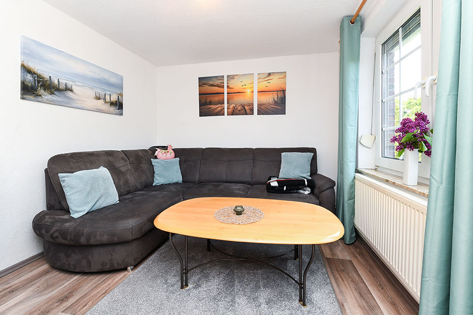 Ferienwohnung „Spielwiese“ - Wohnzimmer