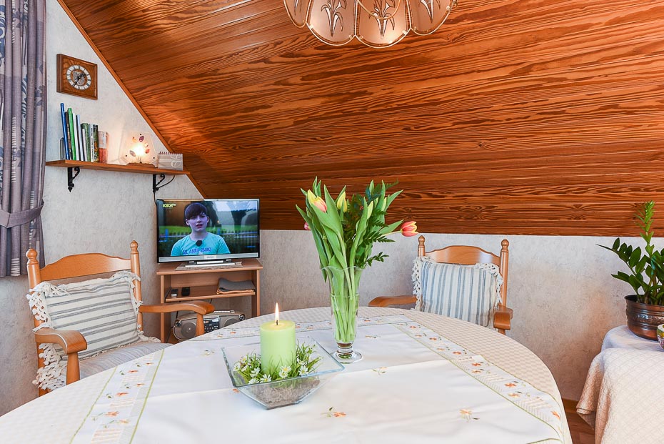 Ferienwohnung „Vosskamp Hörn“ - Wohnraum mit integrierter Küche