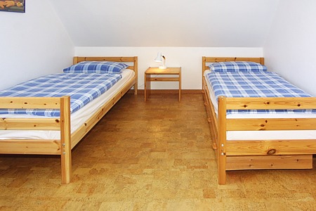 Ferienwohnung „Im Gastfeld 2 A“ - Schlafzimmer 2/Kinderzimmer