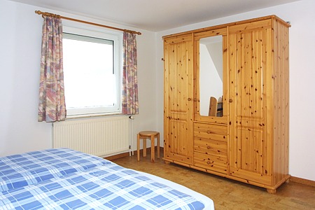 Ferienwohnung „Im Gastfeld 2 A“ - Schlafzimmer 1