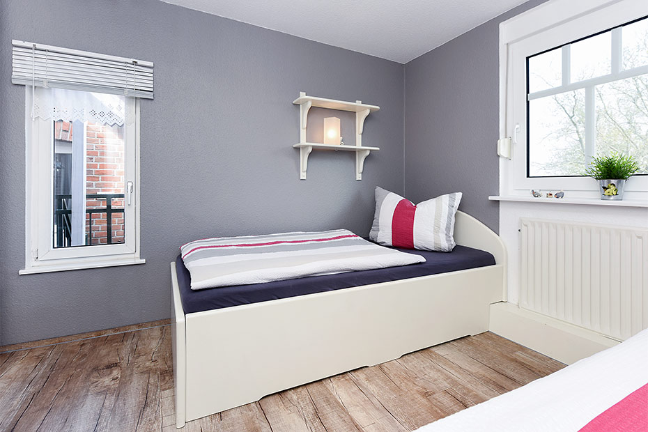 Ferienwohnung „Mühlenblick“ - Schlafzimmer 2/Kinderzimmer