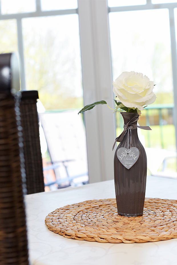 Ferienwohnung „Mühlenblick“ - Wohnzimmer mit integriertem Küchenbereich