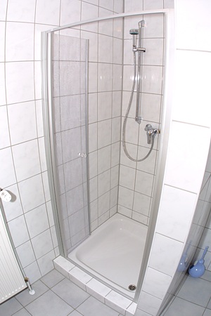 Ferienwohnung 2 - Badezimmer