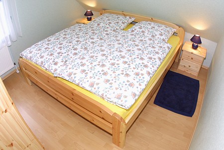 Ferienwohnung 2 - Schlafzimmer