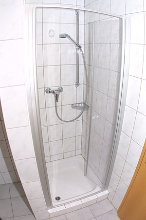 Ferienwohnung 3 - Badezimmer