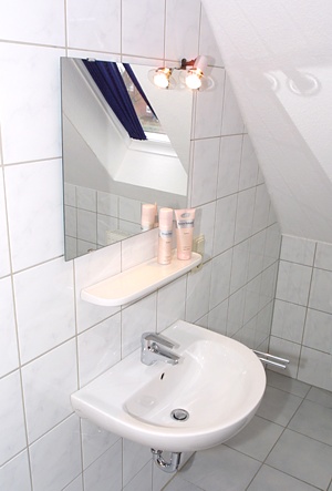 Ferienwohnung 3 - Badezimmer