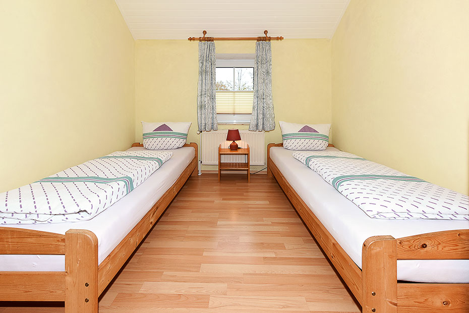 Ferienwohnung „Langeoog“ - Schlafzimmer 2/Kinderzimmer