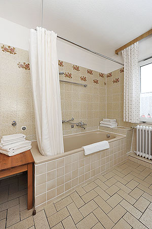 Ferienwohnung „Haus Gerdes“ - Badezimmer