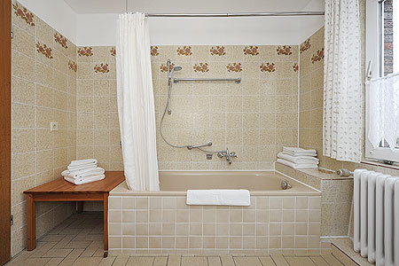 Ferienwohnung „Haus Gerdes“ - Badezimmer