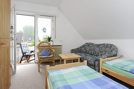 Ferienwohnung „Haus Gerdes“ - Schlafzimmer 2/Kinderzimmer