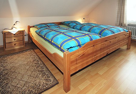 Ferienwohnung „Haus Gerdes“ - Schlafzimmer 1