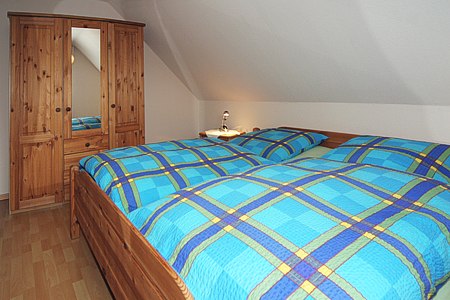 Ferienwohnung „Haus Gerdes“ - Schlafzimmer 1