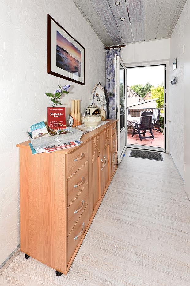 Ferienwohnung 1 - Flur zur Dachterrasse