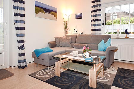 Ferienwohnung 2 - Wohn- und Schlafraum mit integriertem Küchenbereich