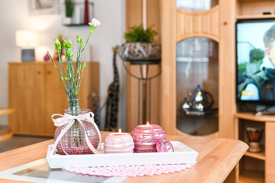 Ferienwohnung 3 - Wohnzimmer mit integriertem Küchenbereich