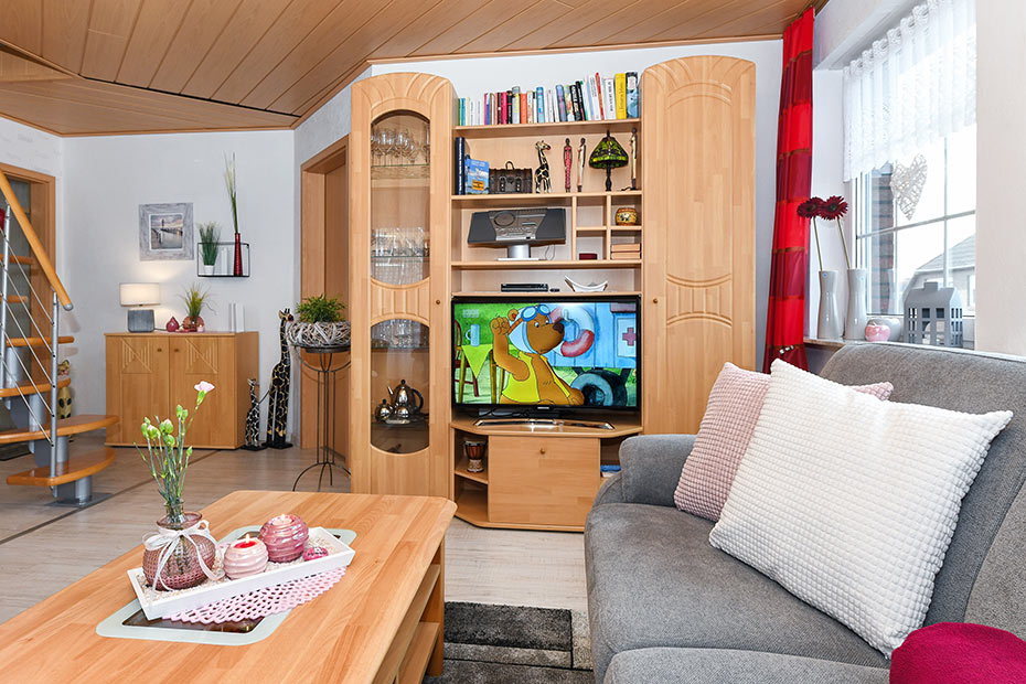 Ferienwohnung 3 - Wohnzimmer mit integriertem Küchenbereich