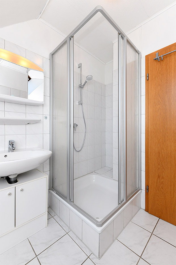 Ferienwohnung 2 - Badezimmer