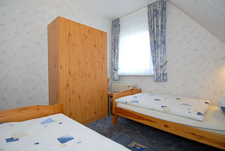 Ferienwohnung „Schwalbe“ - Schlafzimmer 2/Kinderzimmer