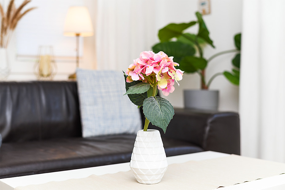 Ferienwohnung 4c - Wohnzimmer mit integriertem Küchenbereich