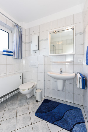 Ferienwohnung 5 - Badezimmer