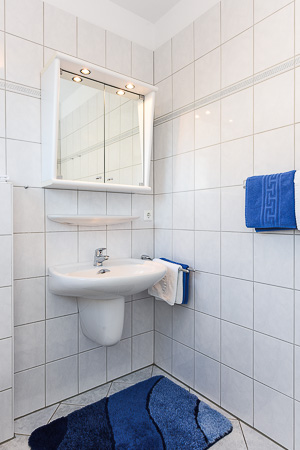 Ferienwohnung 5 - Badezimmer