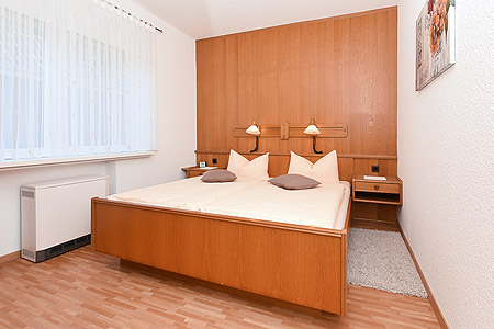 Ferienwohnung 1 - Schlafzimmer