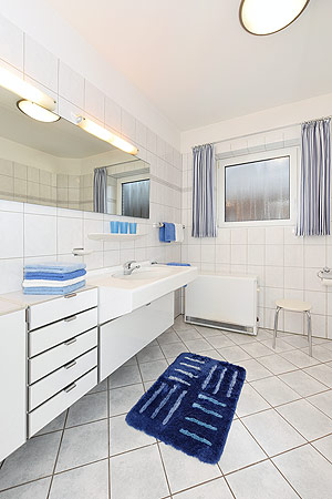 Ferienwohnung 2 - Badezimmer