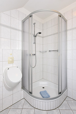 Ferienwohnung 3 - Badezimmer