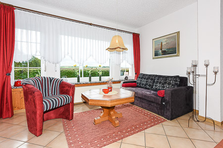 Ferienwohnung I - Wohnzimmer mit integriertem Küchenbereich