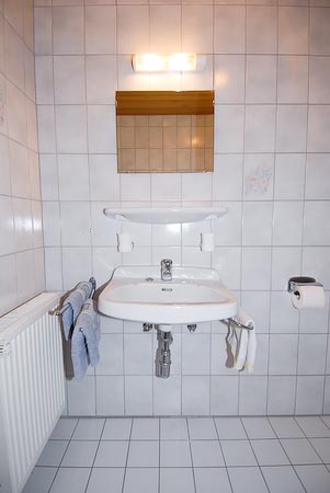 Ferienwohnung III - Badezimmer
