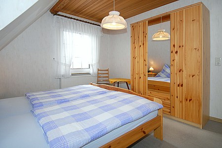 Ferienwohnung IV - Schlafzimmer