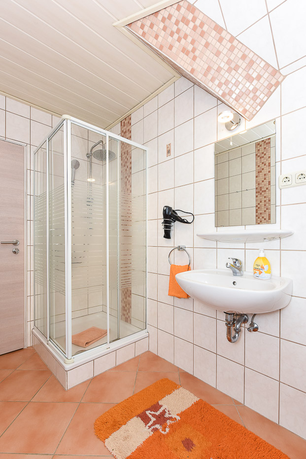 Ferienwohnung „Tanne“ - Badezimmer