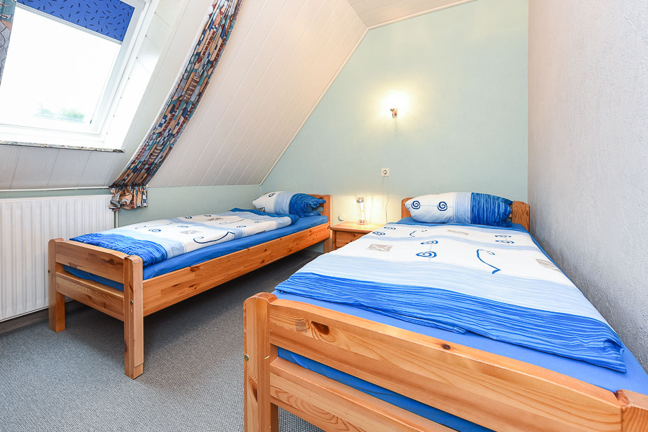 Ferienwohnung „Tanne“ - Schlafzimmer 2/Kinderzimmer