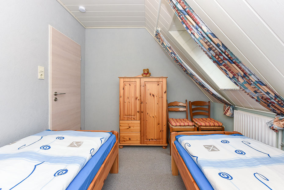 Ferienwohnung „Tanne“ - Schlafzimmer 2/Kinderzimmer
