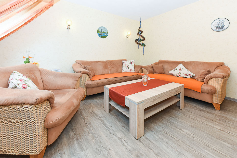 Ferienwohnung „Tanne“ - Wohnzimmer