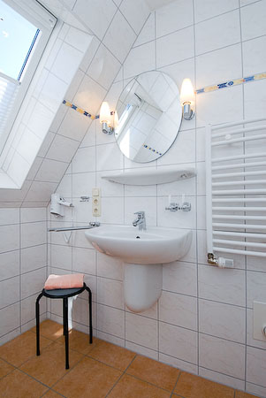 Ferienwohnung „Leuchtturm“ - Badezimmer