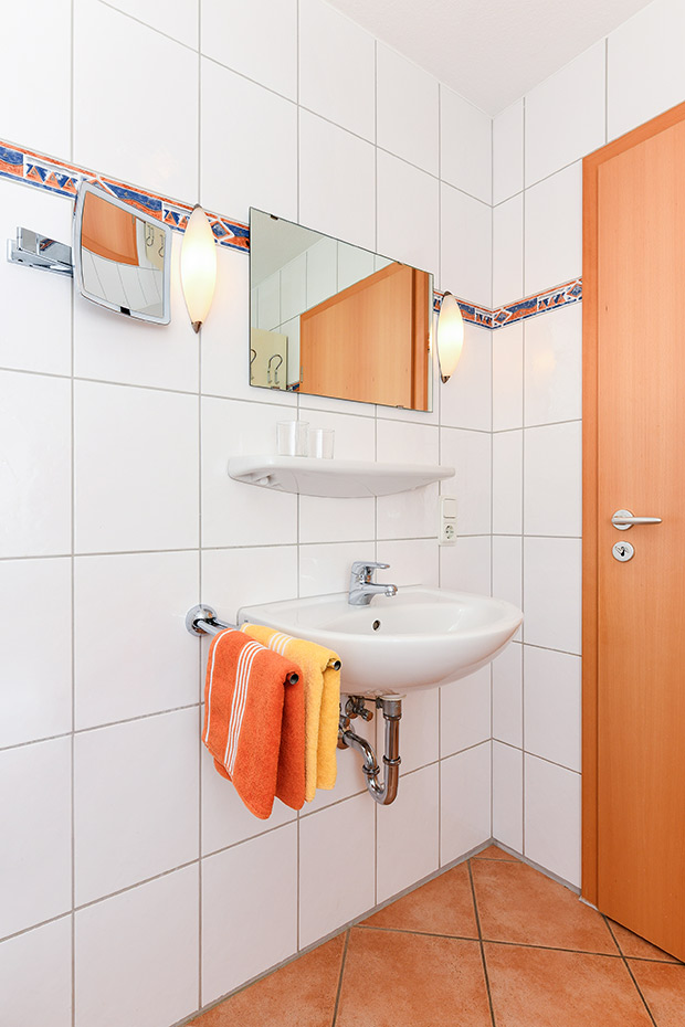 Ferienwohnung „Meeresleuchten“ - Badezimmer