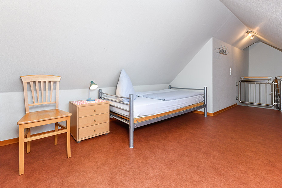 Ferienwohnung „Grafthof“ - Dachstudio mit zweitem Schlafzimmer