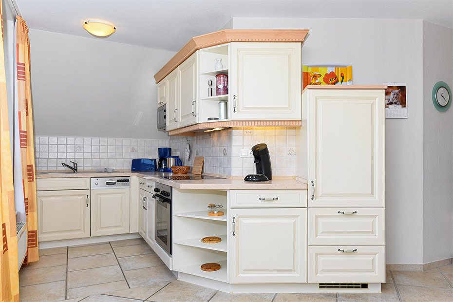 Ferienwohnung „Grafthof“ - Wohnzimmer mit integriertem Küchenbereich