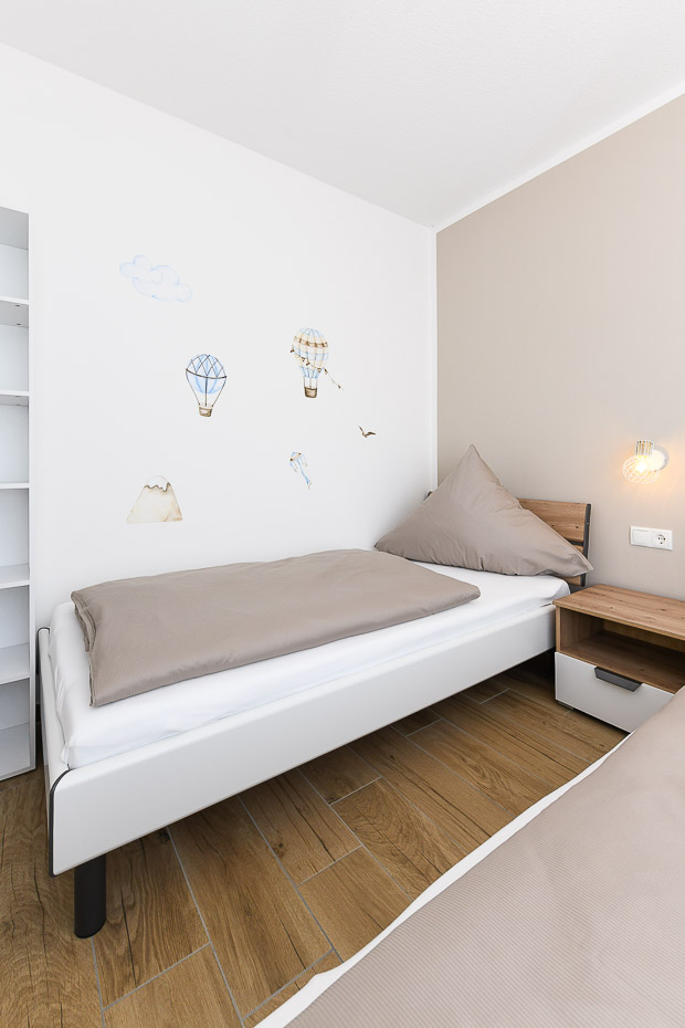 Ferienwohnung „Marschland“ - Schlafzimmer 2/Kinderzimmer