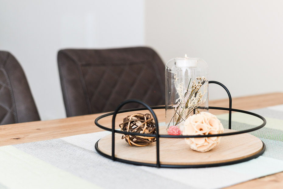 Ferienwohnung „Teetied“ - Wohnzimmer mit integriertem Küchenbereich