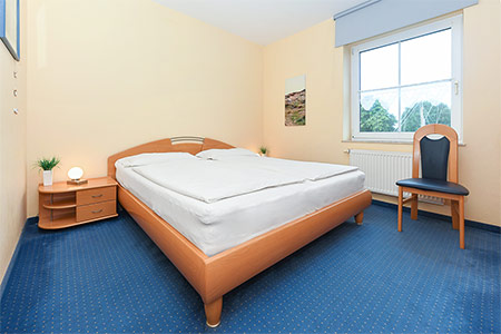 Ferienwohnung „Hafenmelodie“ - Schlafzimmer 1