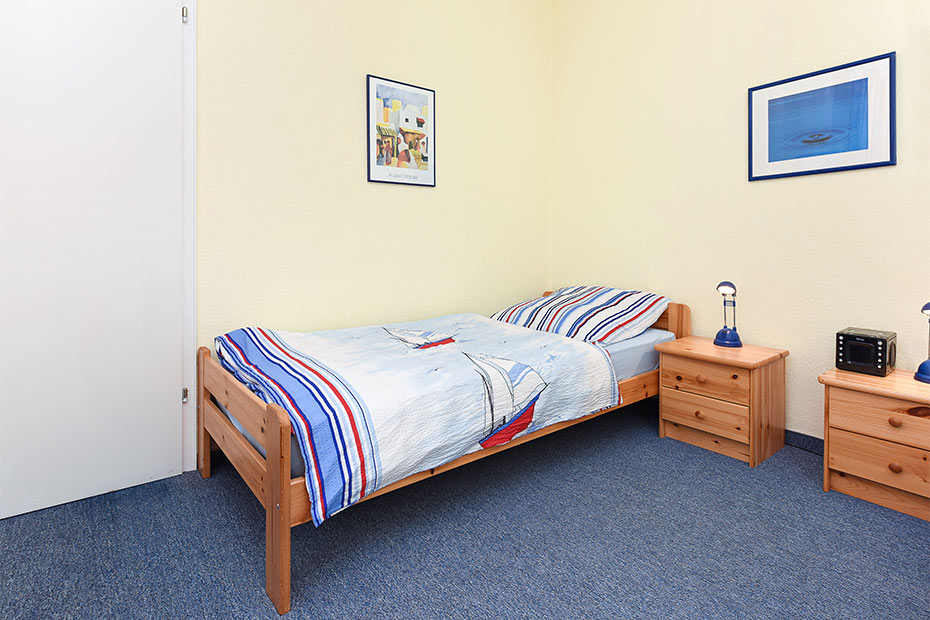 Ferienhaus „Jupiter“ - Schlafzimmer 2/Kinderzimmer