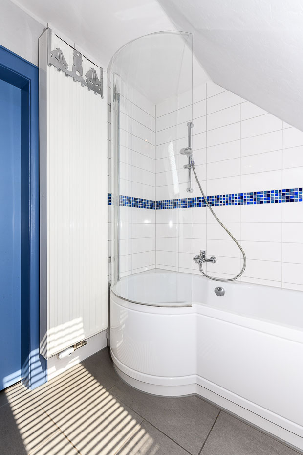 Ferienhaus „Dohlennest“ - Badezimmer