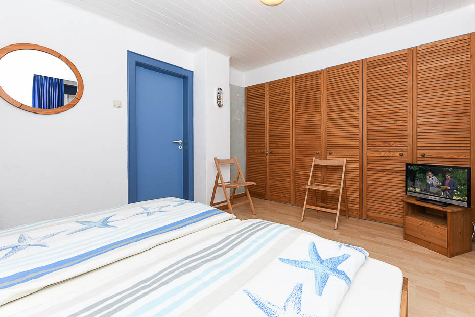 Ferienhaus „Dohlennest“ - Schlafzimmer 1