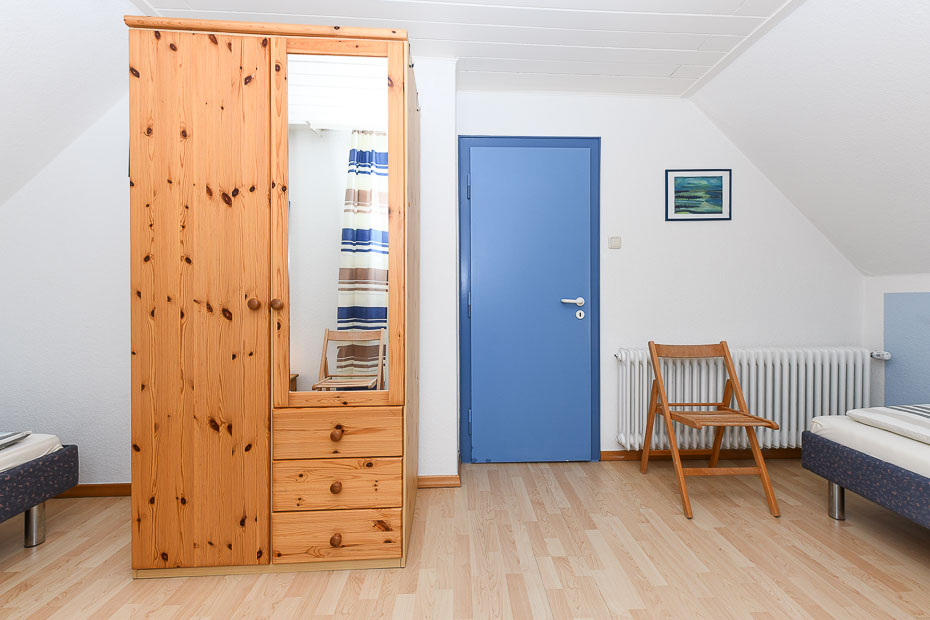 Ferienhaus „Dohlennest“ - Schlafzimmer 2/Kinderzimmer