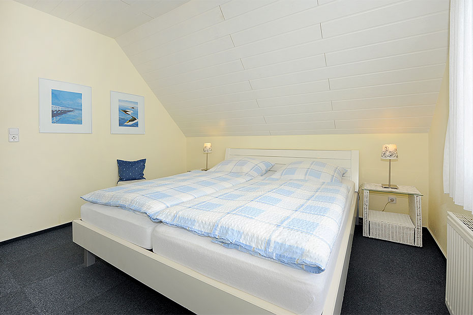 Ferienwohnung „Harms“ - Schlafzimmer 1